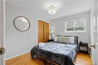 Cozy 3 Bedroom Glassboro Home - Homestays