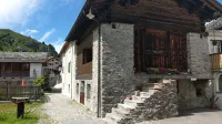 Detached house on the river within walking distance of the village and ski lifts - 2 estrellas