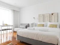 Botica Guesthouse Hotels in Espinho