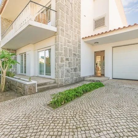 Casa Rosário - Three Bedroom Villa with Private Pool