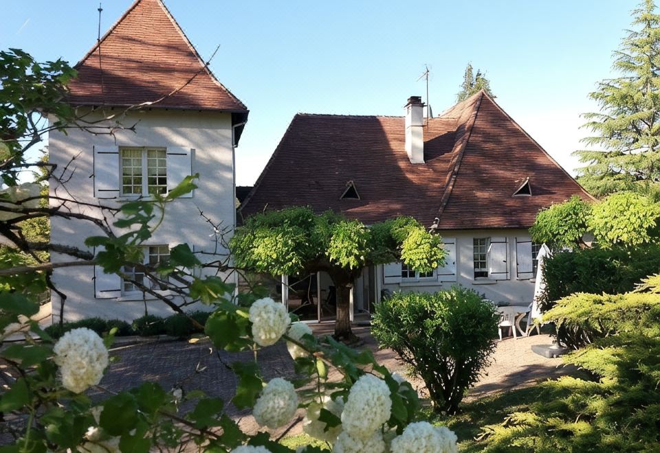 MAISON BLANCHE - Housity