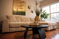 Charming 3-bedroom townhome with WiFi in delightful Richmond - บังกะโล