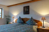 Lovingly modernized, exclusive apartment in a historic farmhouse - 2 tähden