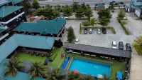 BRICK ROCK HOTEL AND SUITES - СПА