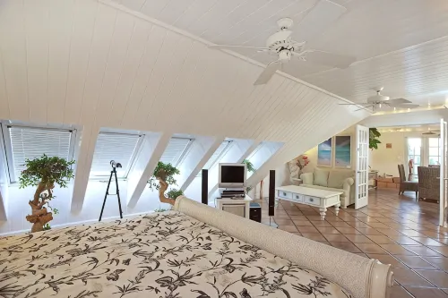 Galleon Resort beach hotel luxury in Old Town Key West - Jacuzzi