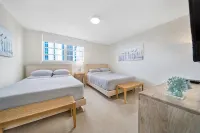 Luxe Hollywood Beachfront Condo - 4 stjerner