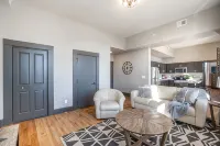 2 Bedroom 1 Bath- Urban Lofts Downtown Waterloo - بيت ضيافة