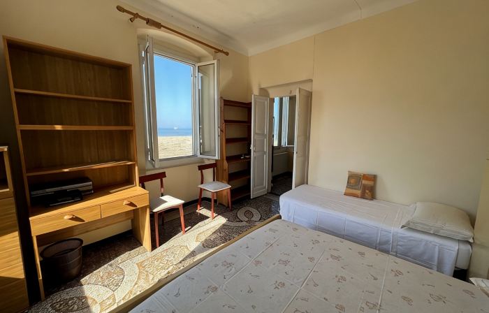 Vast panoramic apartment 3 minutes from the sea