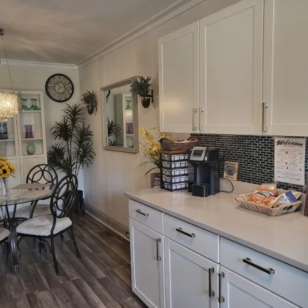 Relaxing sanctuary and getaway. Pet friendly!