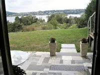 Apartment with Expansive Views;  River & Mountains Walk to Train, Main St, Dia - Condos
