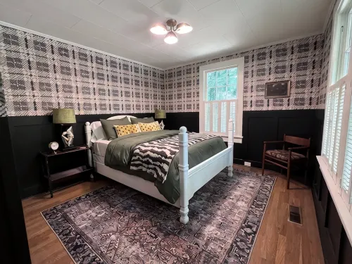 Cottage at Little River - Just Renovated! - Country Houses