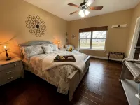 The Stilt House on Lake Fork-Relax and Enjoy our Amenities - 3-Star
