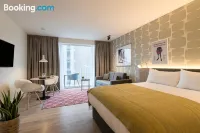 Premier Suites Antwerp - Boutique