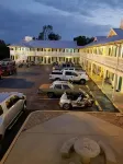 Key West Inn - Tuscumbia - Muscle Shoals - parking
