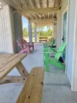Walk To The Beach At Beacon Hill. - 2-Star