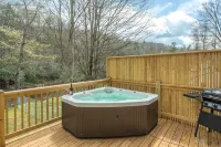 Riverfront Cabin, Hot tub, Fire Pit, Grill, Wi-Fi, Private, Fishing, Swimming - Wifi