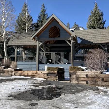 Beautifully remodeled, spacious Frisco condo directly overlooking Lake Dillon..