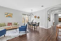 NEW! Poolside Oasis - Spacious Modern Home - Pool Home Just RENOVATED! - Wifi