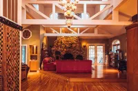 Beautiful 1800's Barn - Boutique