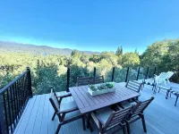 Starry Pines Chalet, Lake Views, Game Room, AC - Gym