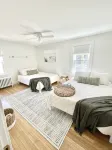 Walk to Beach! Great Location! Booking Sept & OCT! Close to Salem!! - 精品