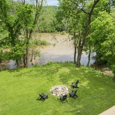 Big Riverfront Cabin #5 on the James! Sleeps 12, #5 of 5 Cabins