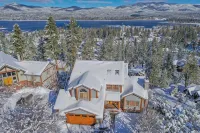 Valley View Cabin,Lake view, 6 bedrooms, Hot tub, walk distance to village - Wifi