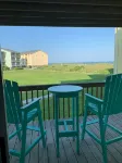 #1 Vrbo Rated Surf City Condo!  1 Min Walk to Beach & Pool!  1 Bedroom + Bunks - Gym