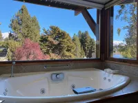 Charming Luxury Lodge & Private Spa - Hot Tub