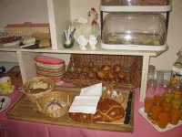 Hotel Restaurant Escher - พร้อมอาหารเช้า