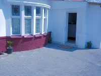 Valley Guest House - Bed and Breakfasts