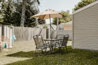 Coastal 3-BR Lower Near Lake MI and Downtown Sheboygan - บังกะโล
