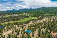 Custom Home with Two Private Master Suites and Heated Garage - Wifi