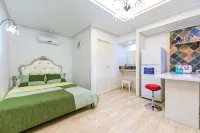Gurye Dandelion Travel Pension - Bãi đậu xe