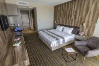 Shimall Deluxe - Pool