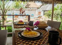 Pingwe Beach Apartments - Breakfast