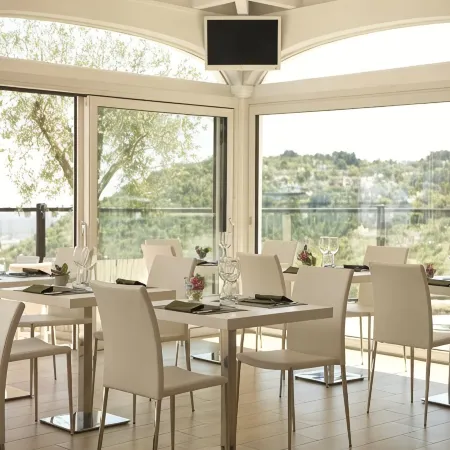 Al Mirador Resort