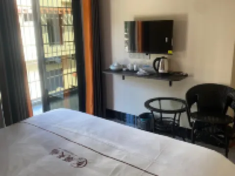 Pinghe Shuntianfu Hotel فنادق في بينف خه
