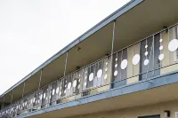 Sahara Motel Hotels near Adventure City