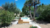 Au Jardin d'Amphora Hotel a Argeliers