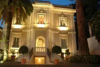Hotel Flora Hotel in zona Soc. Apostolato Cattolico - Pallottini