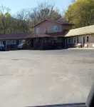 Spillway Motel