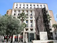Boutique Hotel Piazza Carità Hotels near La Nunziatella