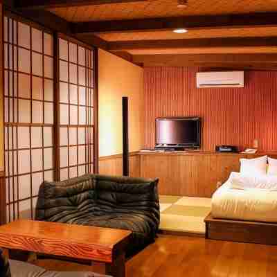 AsoTsuruya Rooms