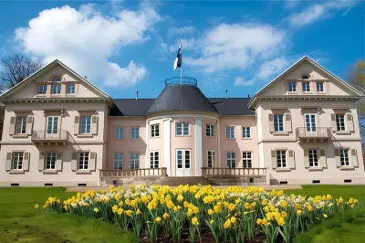 Gästehaus "Unsere Stadtvilla" Hotel dekat Weiherstadion