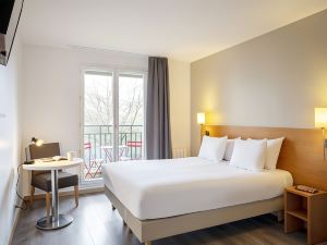 Sejours and Affaires Creteil le Magistere Hotel