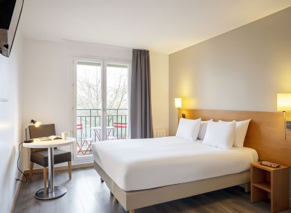 Sejours and Affaires Creteil le Magistere Hotel