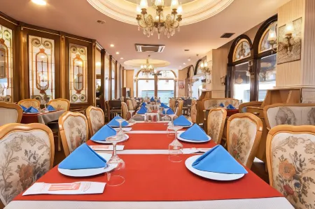 Best Western Empire Palace Hotel & Spa Отели рядом с достопримечательностью «Литературный музей-библиотека Ахмеда Хамди Танпынара»