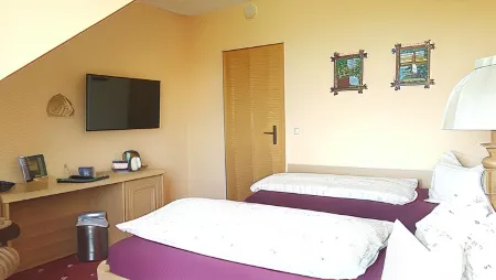Landhotel BurgenBlick