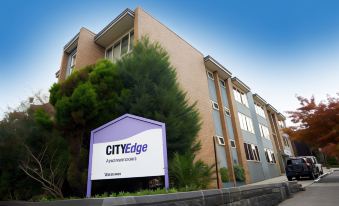 City Edge East Melbourne Apartment Hotel